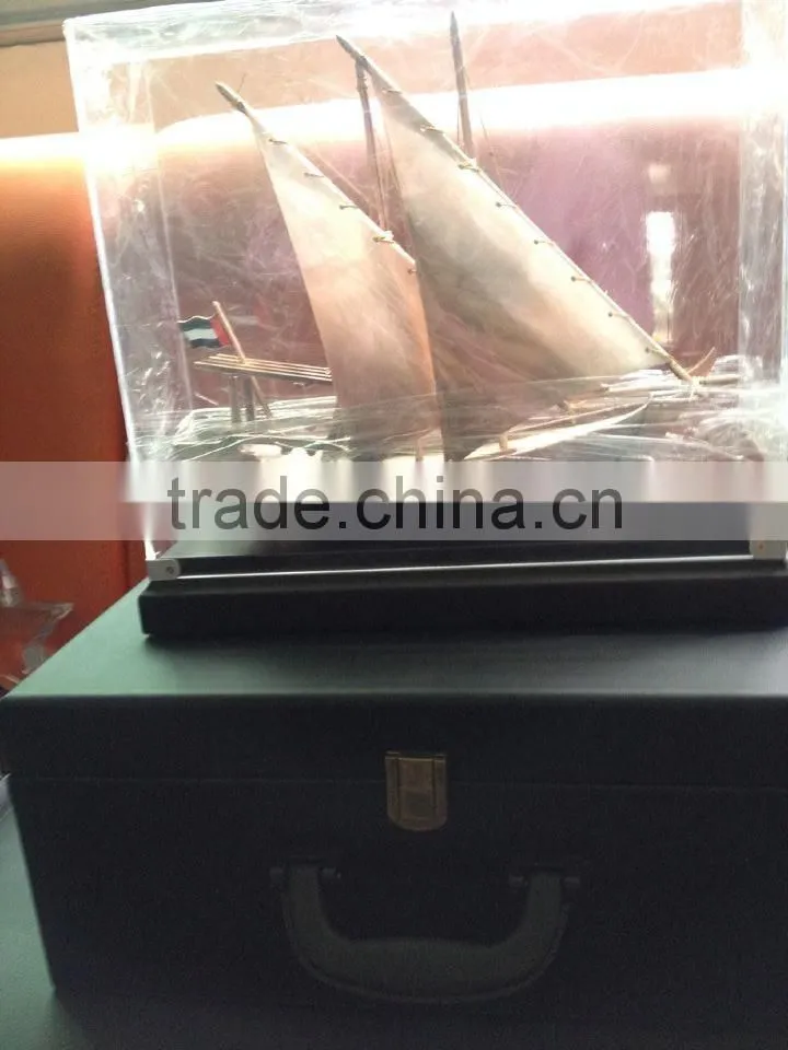 Wooden arab dhow for company gift