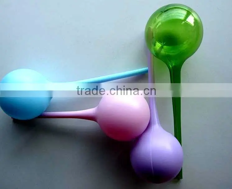 Plastic automatic water globe/Plastic plant watering ball