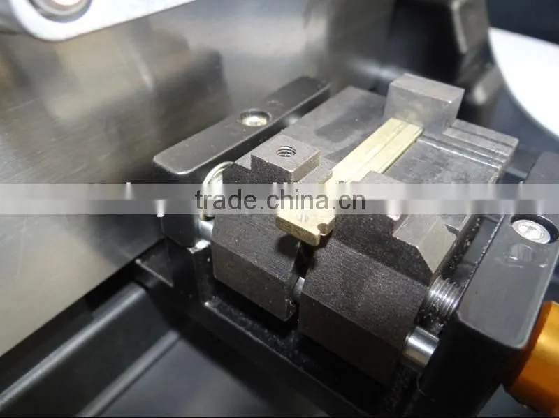 TDV8/X6 key cutting machine