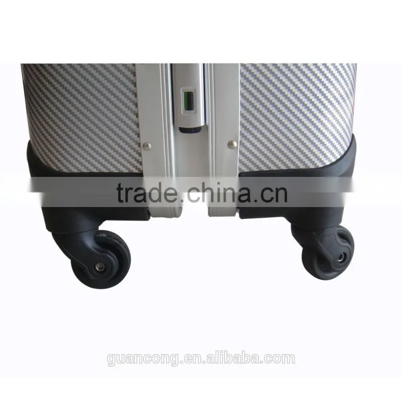 best fashion trolly luggage for business man