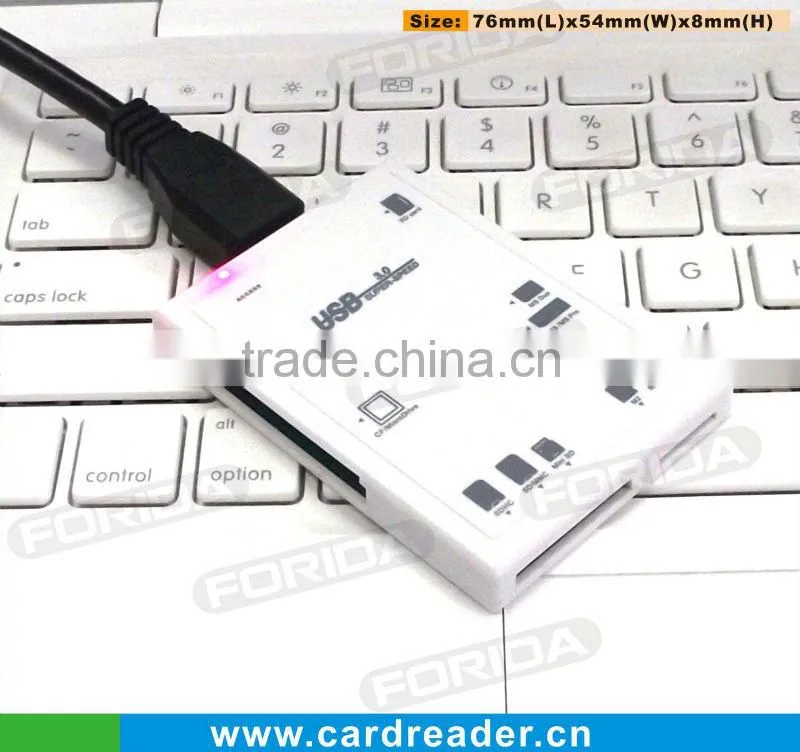 USB 3.0 multi card reader with 6 slots