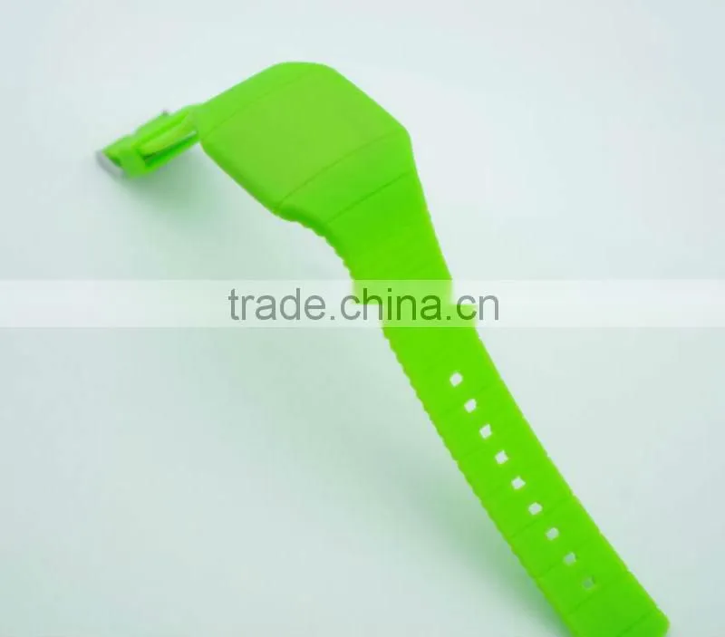 2013 Fahion super thin band silicon Led watch