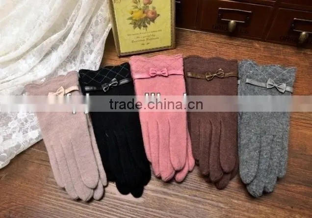 2016 Ladies Fashion Wool Gloves Manufacture