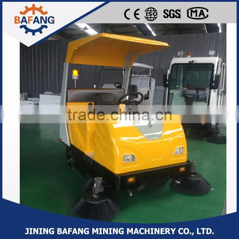 High efficiency drive way road sweeper