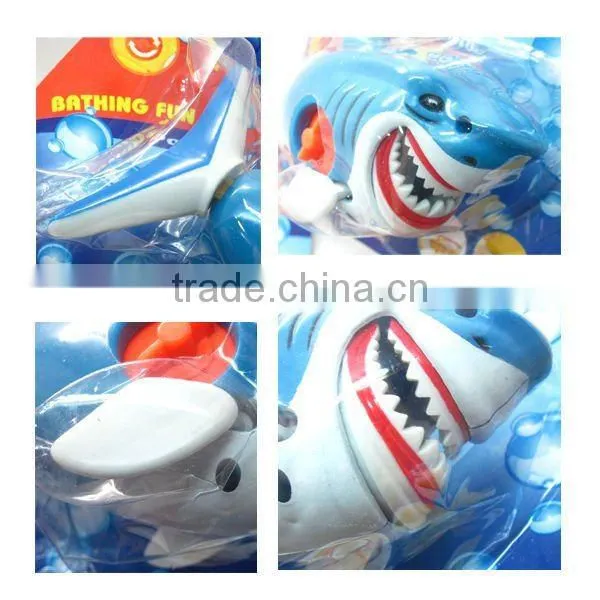 wind up aquatic toy