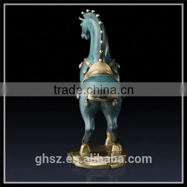 Gifts & Crafts Animal Figure Resin Horse Staue