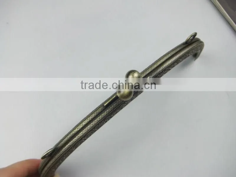 NEW!Antique Brass Metal Sewing Purse Frame China Direct Supplier DIY Purse Frame With Clasp Loop