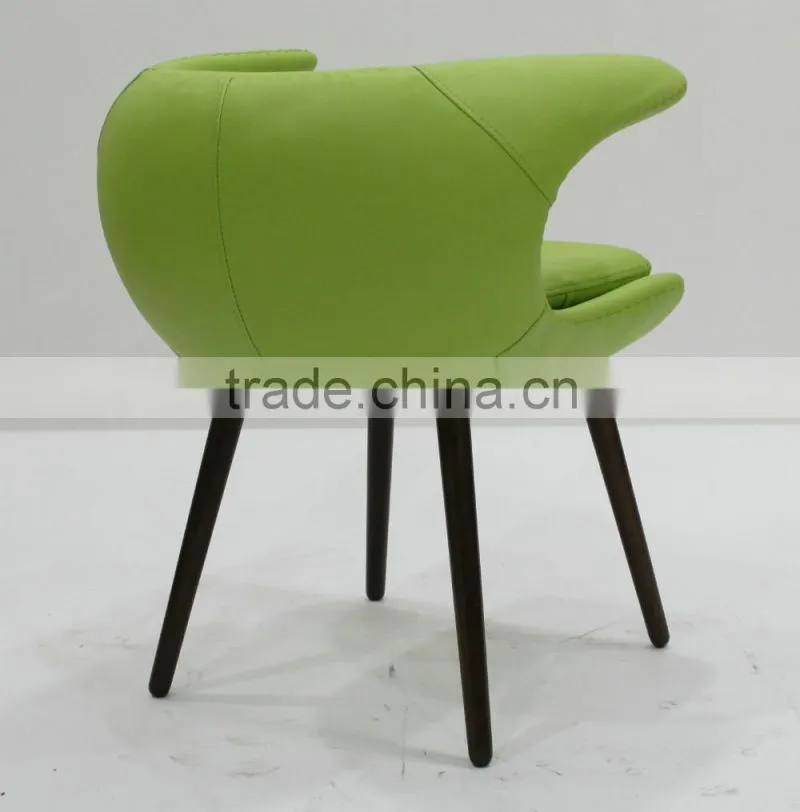 replica relaxing fiberglass material fabric grace elegant Bo Strange Frost Chair with wooden legs