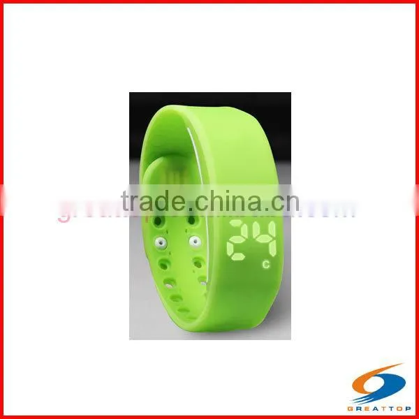 2015 new hot sale manual 3d sport led wristband pedometer
