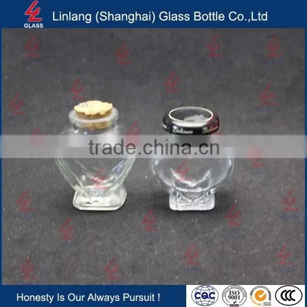 Clear Wholesale Finely Processed Heart Shape Storage Jar
