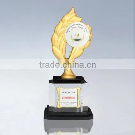 Top Quality Crystal Globe trophy Awards With Logo Printed For Company or sport Souvenirs