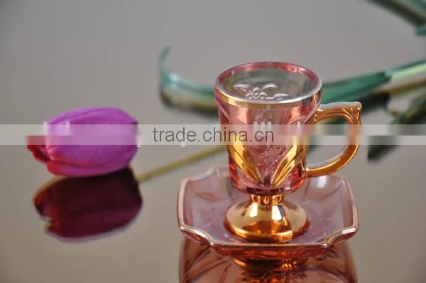 Fashionable glass tea cups and saucers set with diffenerent designs