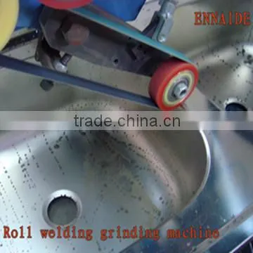 Automatic sink welding grinding machine with rolling wheel