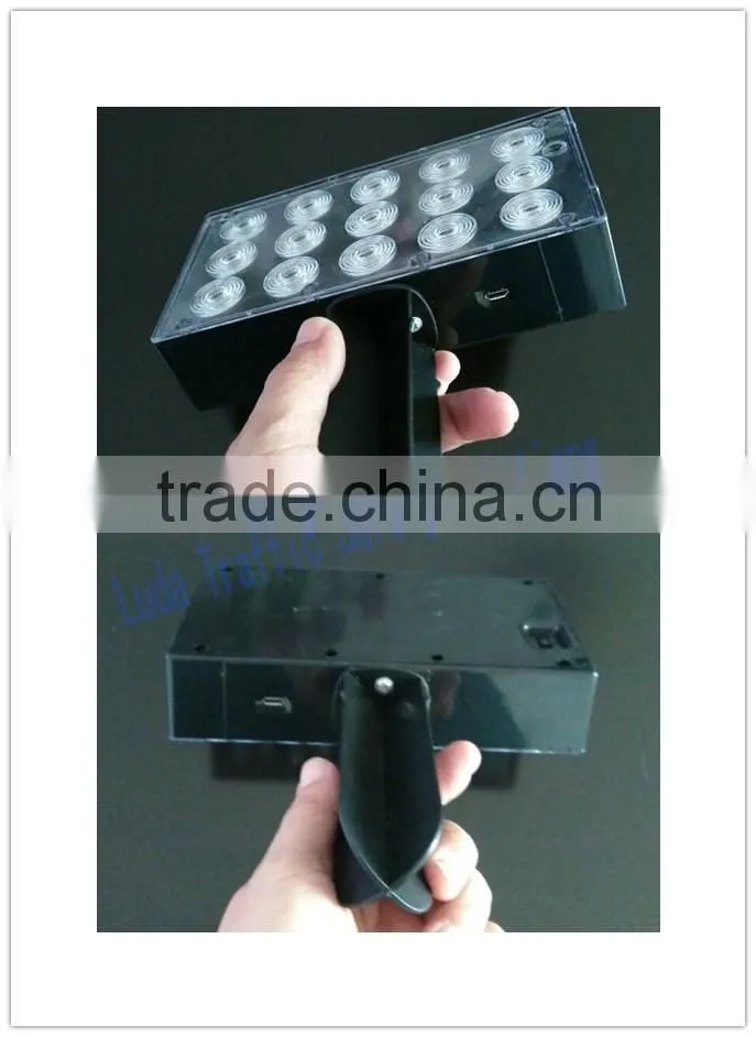 High visibility protection traffic light with lower price