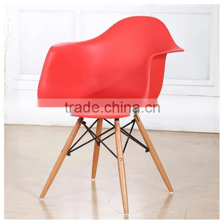 Cheap colored plastic chair wholesale