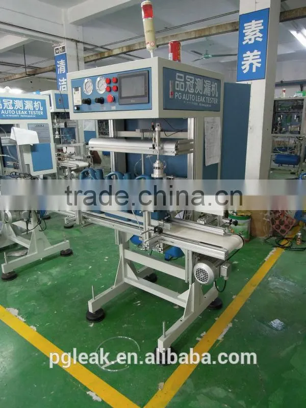 Single head leak tester for oil bottle