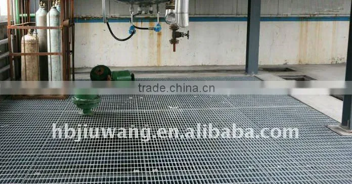 Metal deck grating