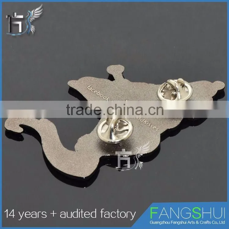 Personalized custom metal pin badges low price wholesale