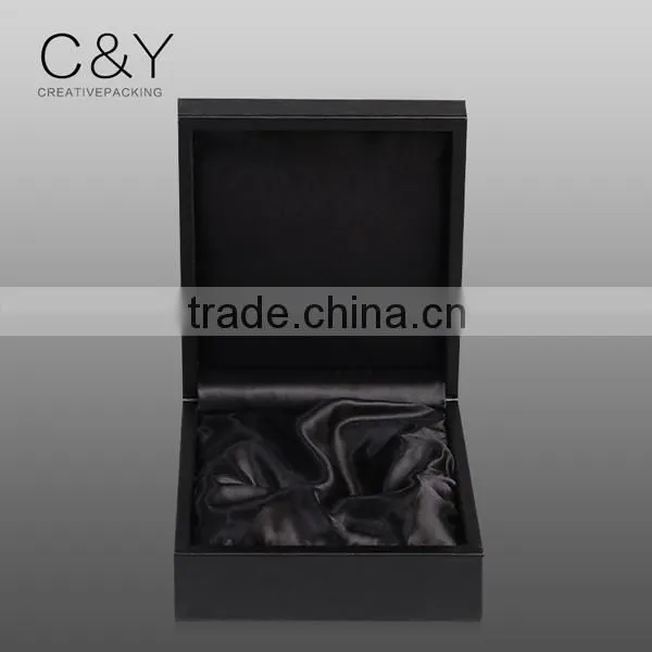 OEM plastic key gift box