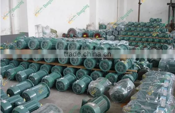 Double roller charcoal powder briquette making machine