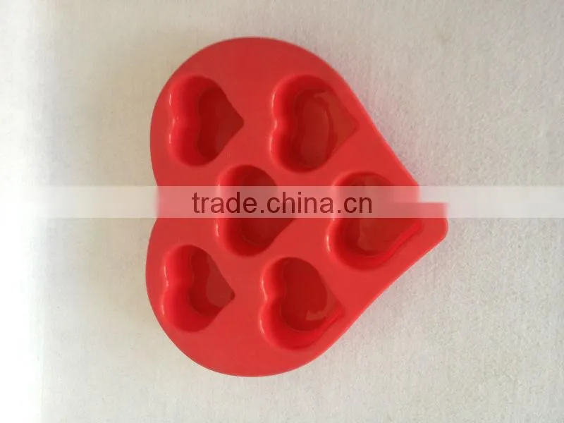 Silicone Cake Tin with 6 Holes