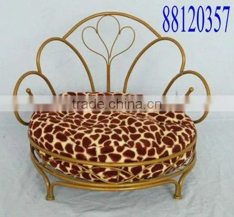 Metal plush animal shaped pet bed