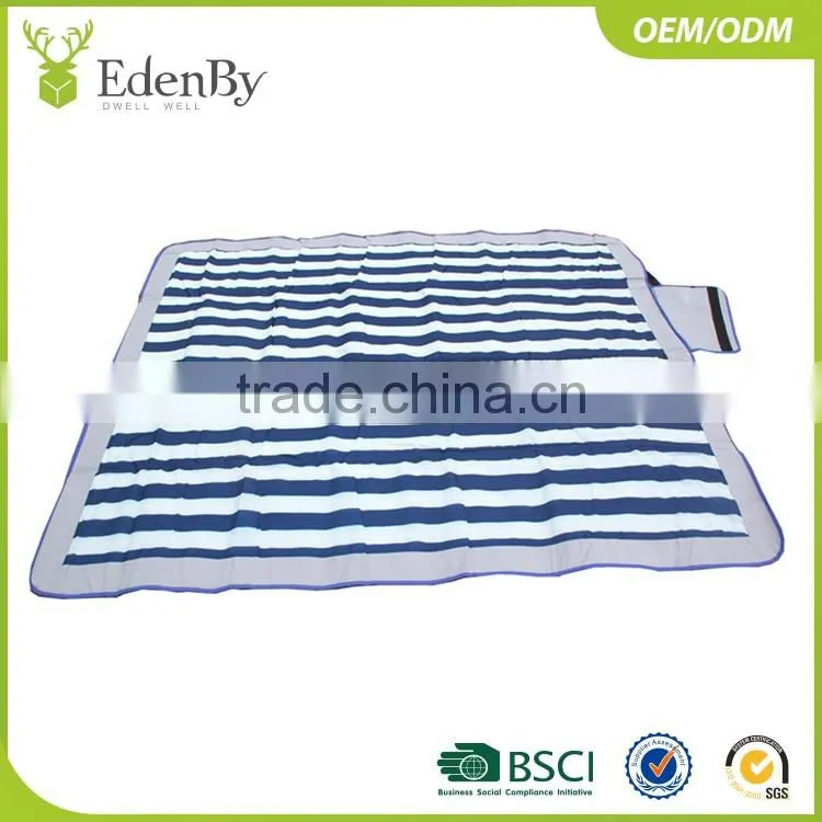 New trending Camping Hiking Portable Folding Straw Beach Picnic Mat pocket blanket