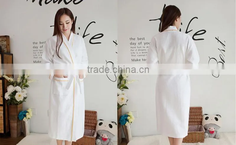 Customized Color 100% Cotton Waffle Fabric Unisx Wholesale Bathrobe