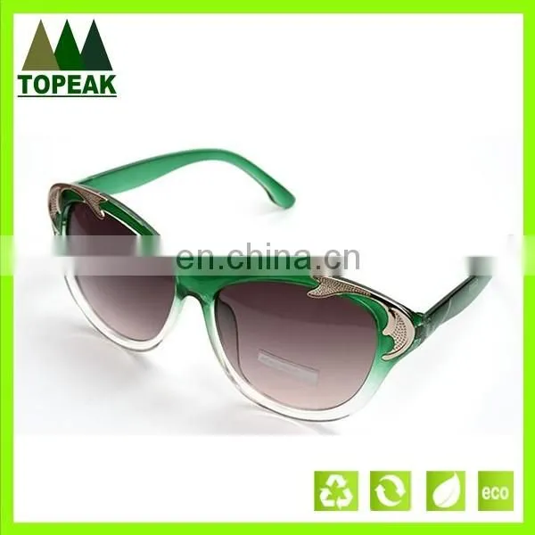 New product 2016 Cheap Classical UV400 Promotional Sunglasses