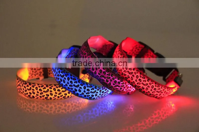 Leopard-print flat fibre LED collar light pet dog collar supports customized size