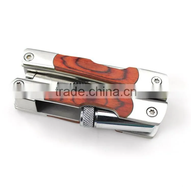 Practical plier
