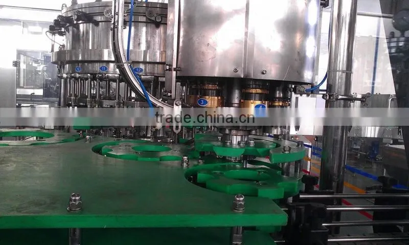 PET bottle carbonated beverage filling machine