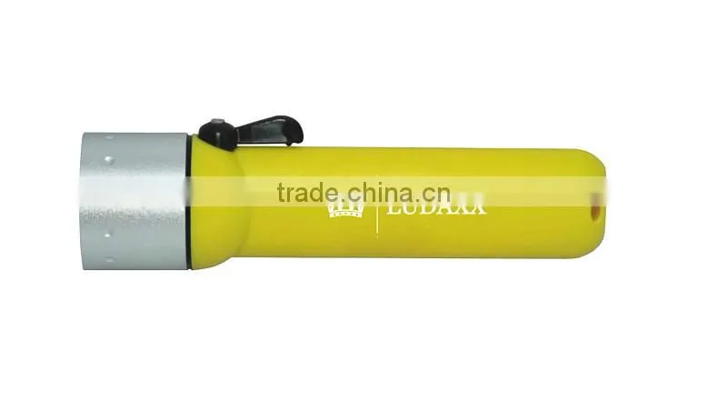 High Quality Q5 180LM Single Function Magnetic Control Switch Diving Flashlight Most Powerful Led Diving Flashlight