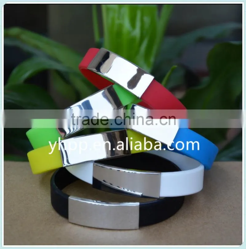 Custom Design Candy Colour Fshion Silicon Wristband Bracelet With Stainless Steel Ornament Piece