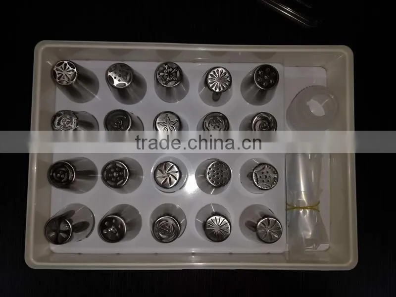 Stainless Steel Russian Nozzle Set of 20pcs nozzles & 1 nozzles adaptor & 10pcs disposable piping bag Cake Decorating Nozzle