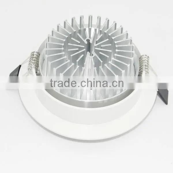 Aluminum led light housing with forging heat sink