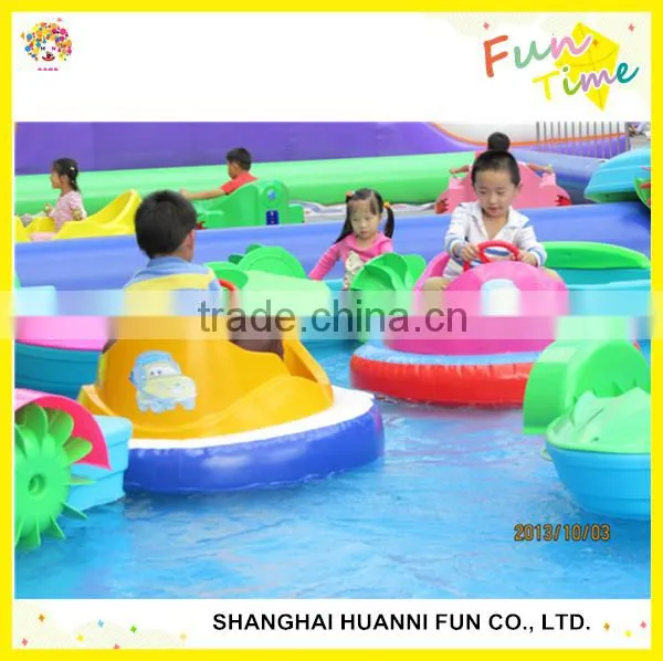 Colorful animals style kids water boat, electric bumper boat