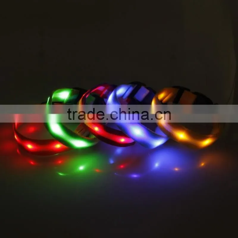 Glowing in dark led dog leashes and collars