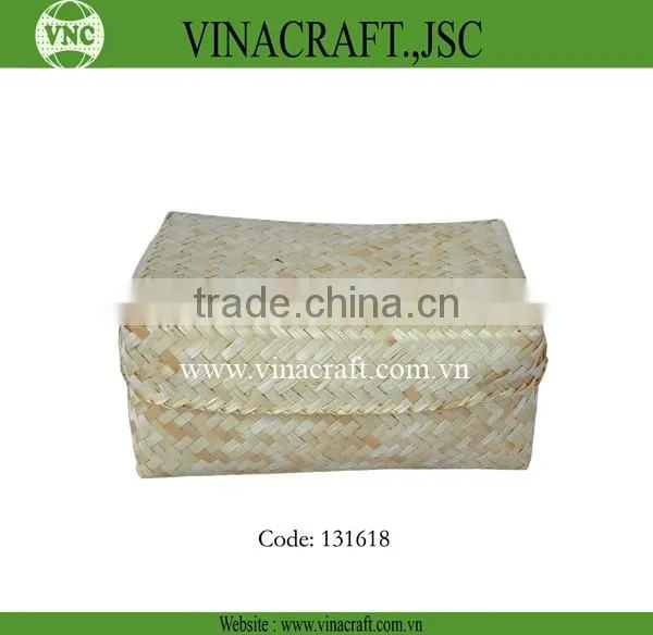 Small bamboo box for gift packing