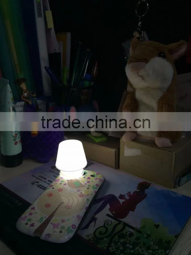 Creative Cellphone Lampshade With Holder. Portable Silicone Lamp-Chimney For Mobile Phone FlashLight
