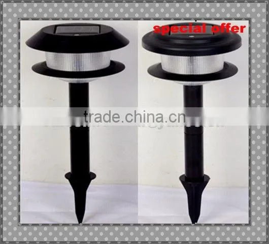 Outdoor solar lawn light