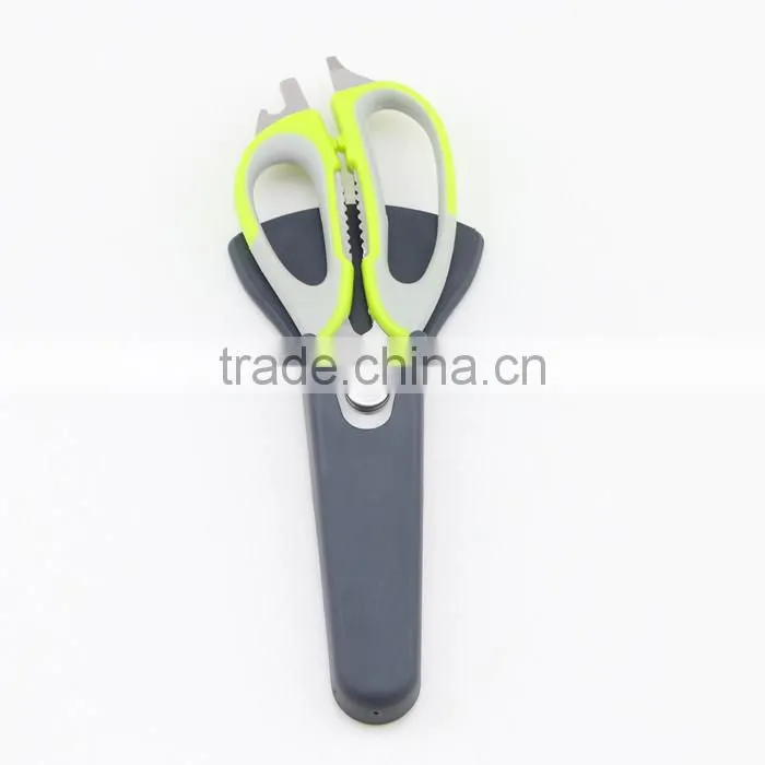 Green Handle Stainless Steel Blade Magnetic Kitchen Scissors With Cover