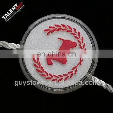 custom private brand name hang tag string lock pendant for clothing
