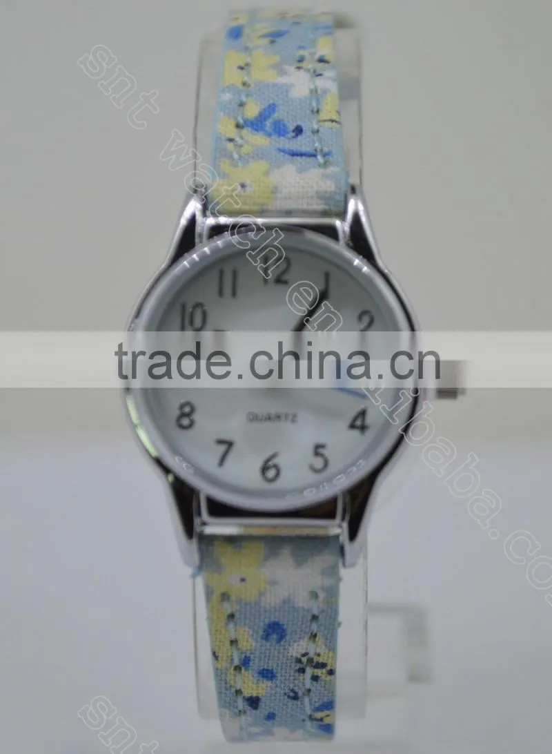 SNT-94039 light bule floral strap watch
