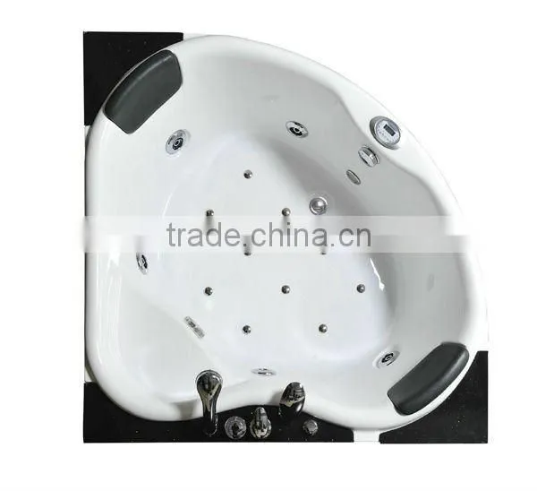 1300 Whirlpool Bath / Small Massage Bathtub