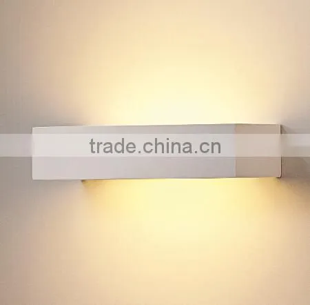 factory price wall lamp white color