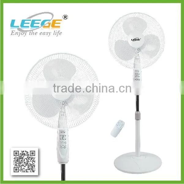 white and black 16" stand fan with remote control FS40-59