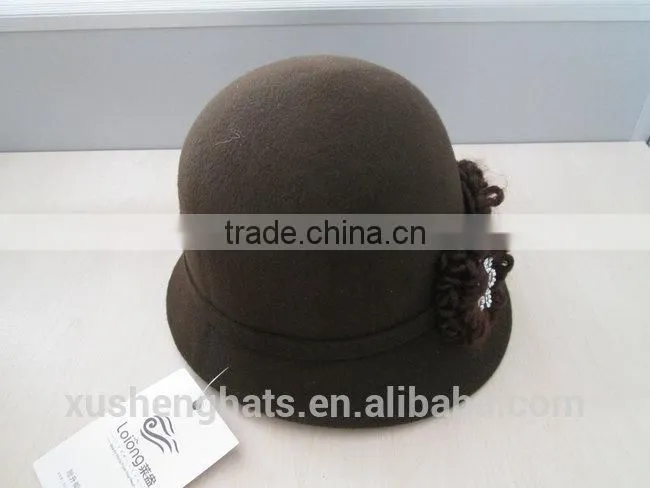 wholesale wool felt cloche hat with knitted flower with factory price