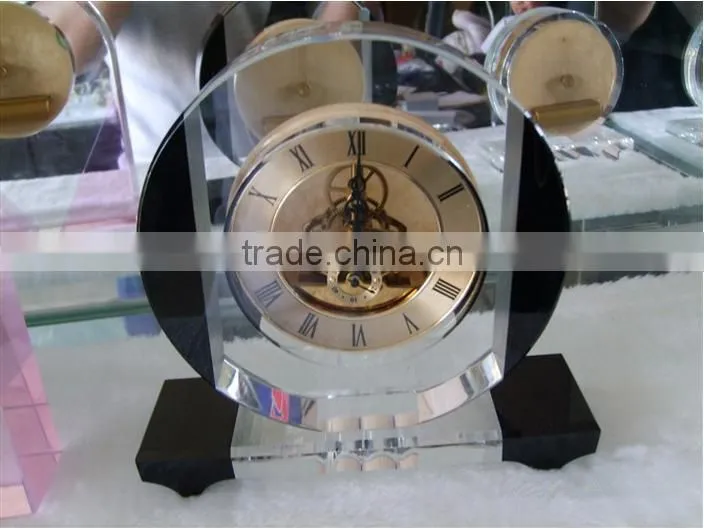 Fabulous and transparent crystal clock