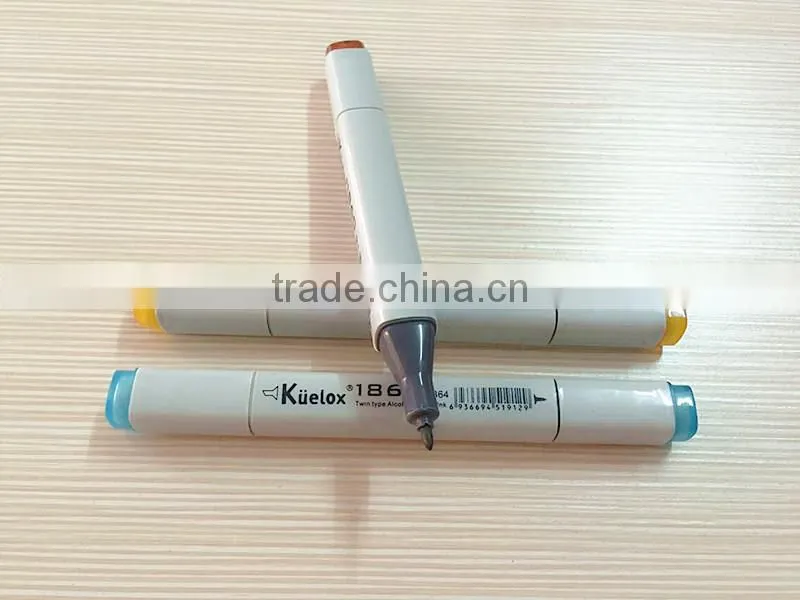 Professional color permanent marker with 123 colours